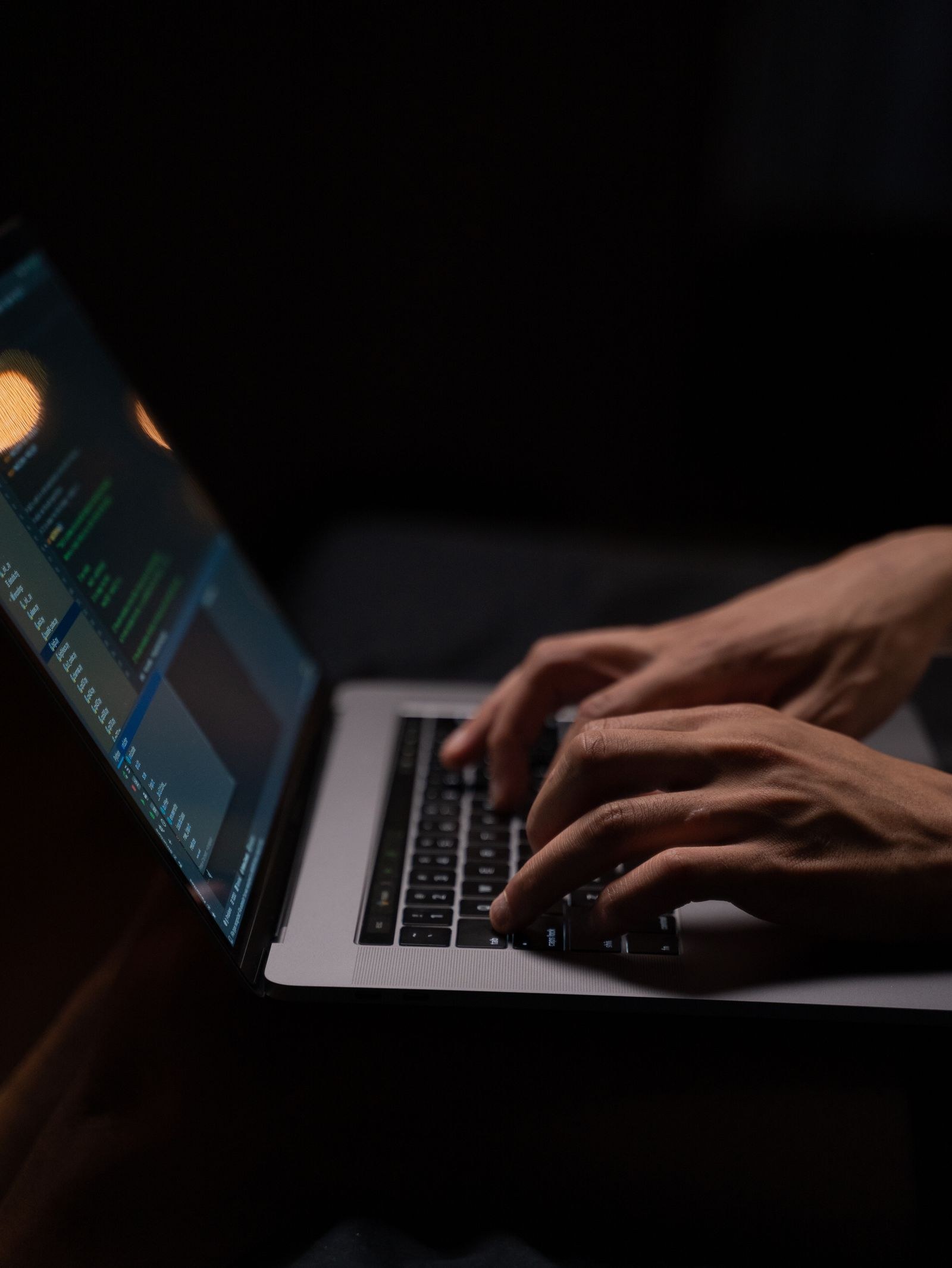 Creator editing setup with vertical display